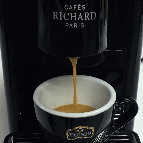 Cafés Richard Ventura – Aparat za kapsule (Crna) - Slika 2